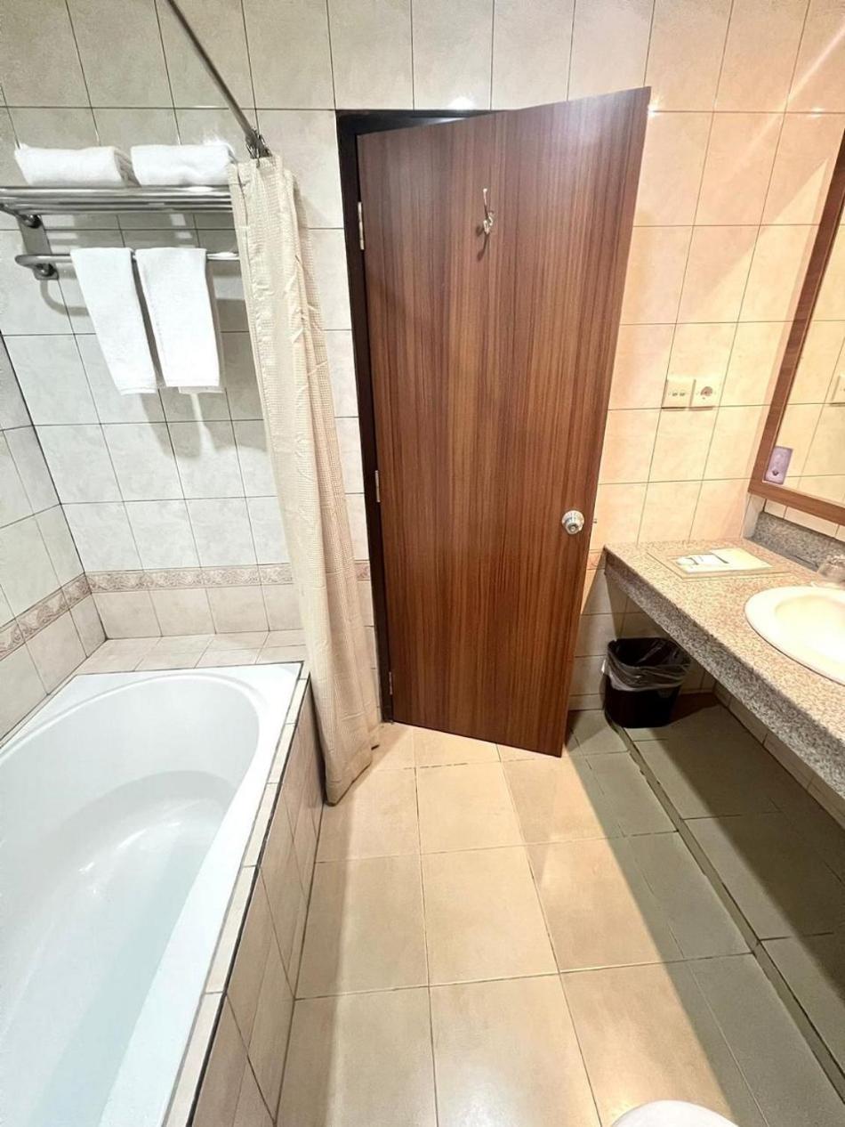 Royal Asia Hotel Παλεμπάνγκ Εξωτερικό φωτογραφία